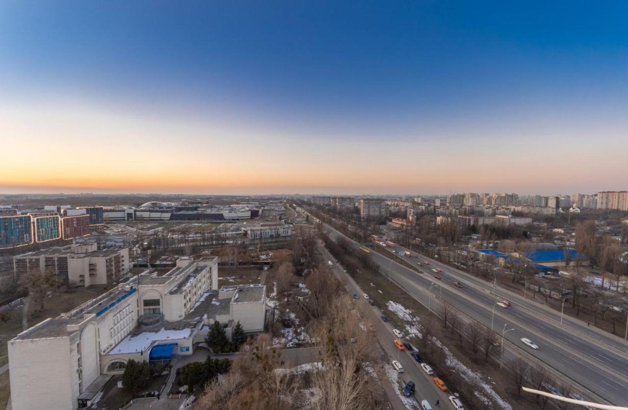 Квартира Студия 1 Комнатная На Теремках Низкий Этаж เคียฟ ภายนอก รูปภาพ